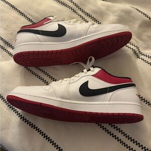 JORDAN 1 LOW